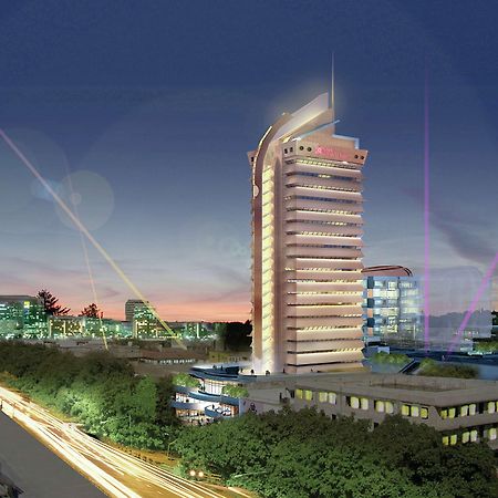 Hilton Garden Inn Society Business Park Lusaka Exterior photo
