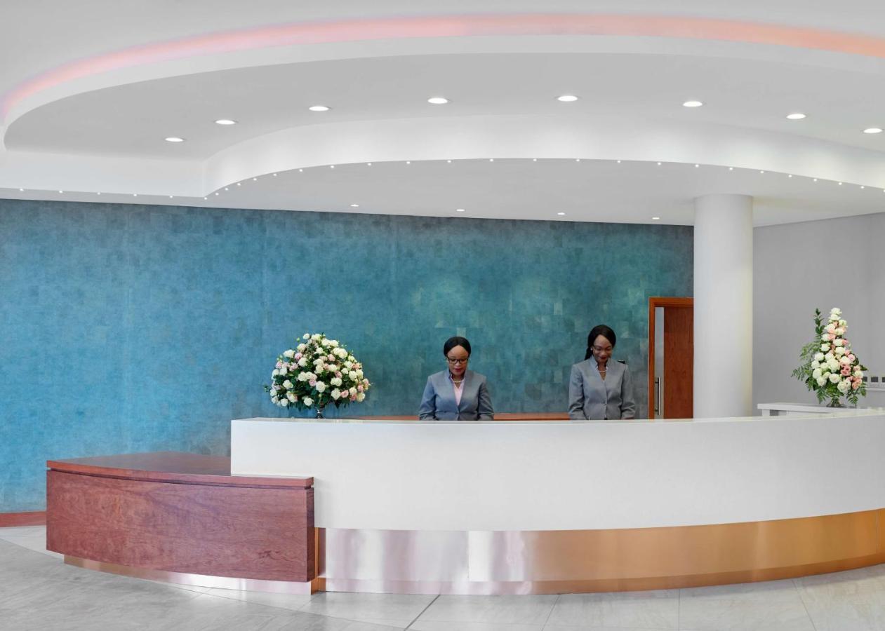 Hilton Garden Inn Society Business Park Lusaka Exterior photo